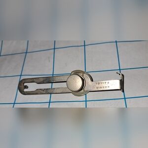 SINGER SEWING MACHINE SEAM GUIDE